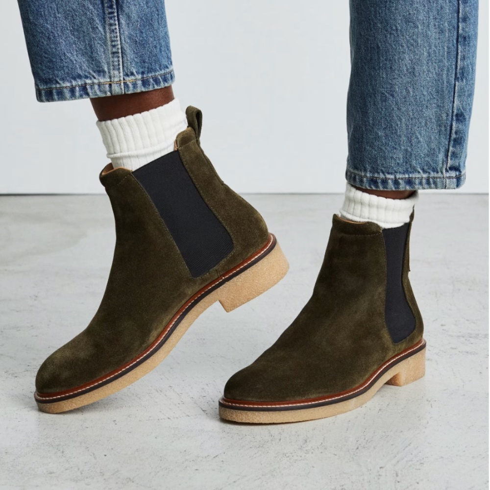 Everlane Italian Leather Chelsea Boot Size 7